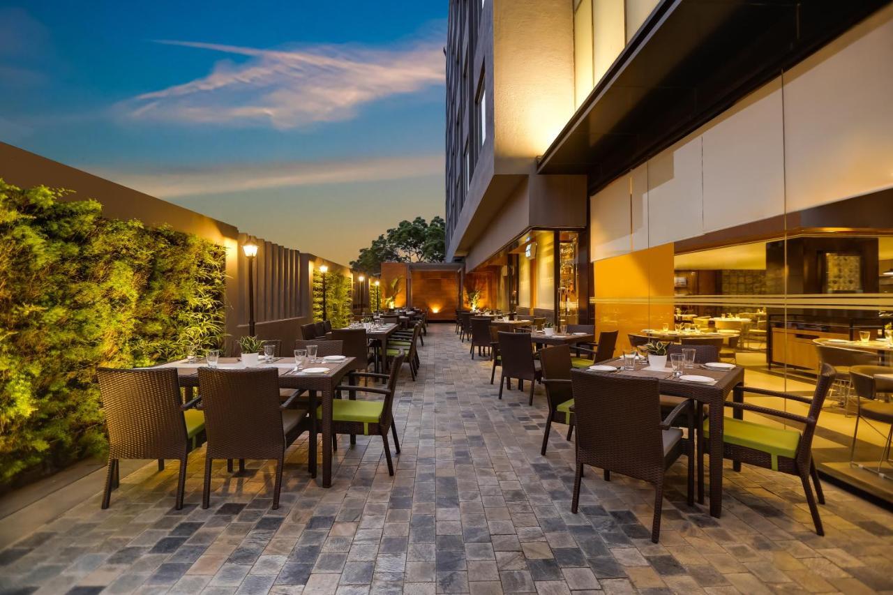 Lemon Tree Hotel Viman Nagar Pune Extérieur photo