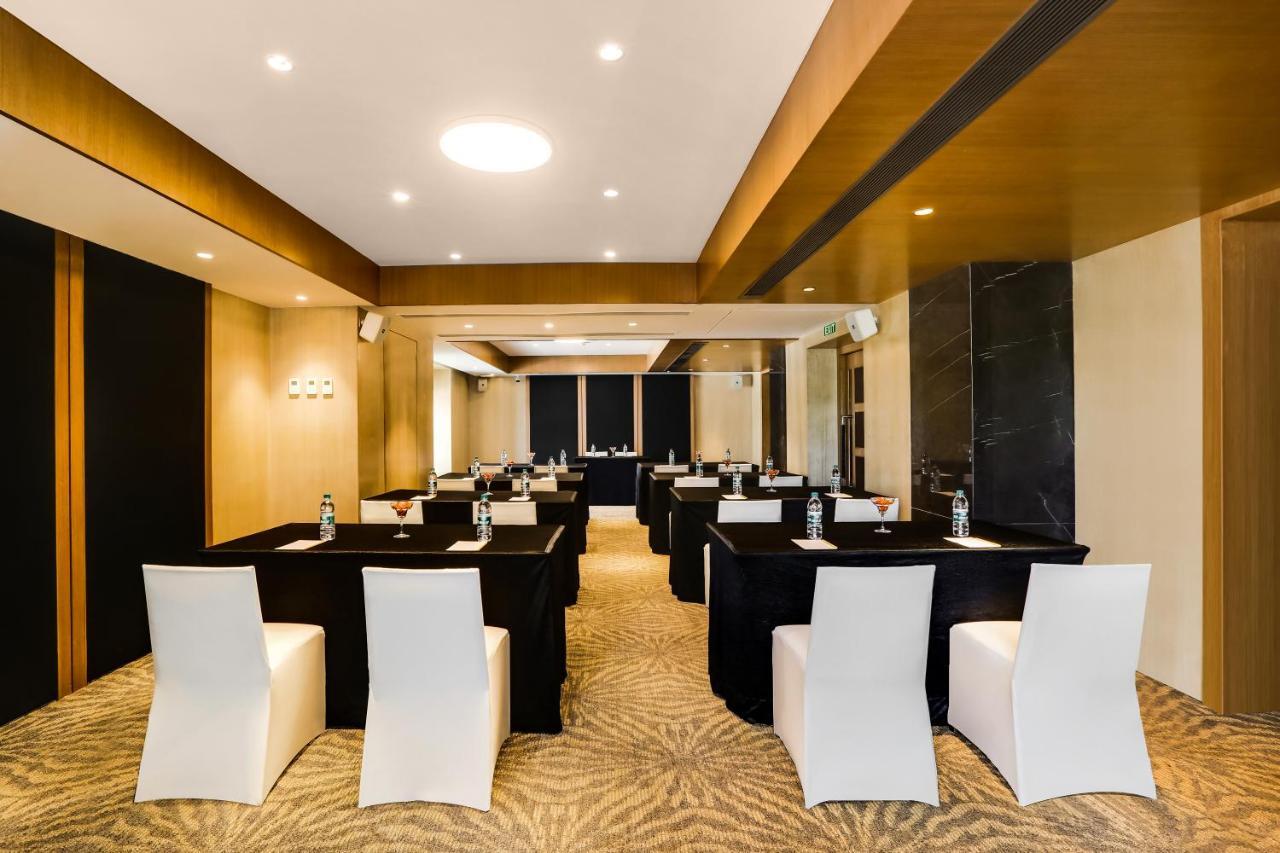 Lemon Tree Hotel Viman Nagar Pune Extérieur photo